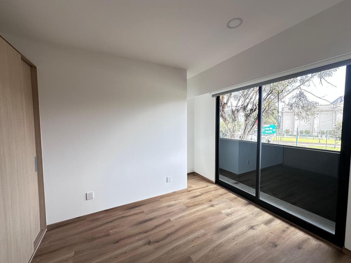 Apartment for sale in San Lorenzo, Del Valle Sur.