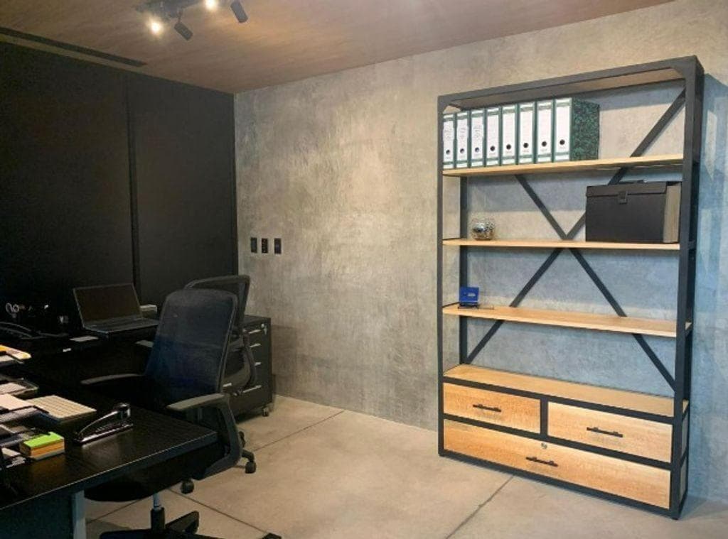 OFFICE SPACE FOR RENT ON THE SOUTHERN RING ROAD.