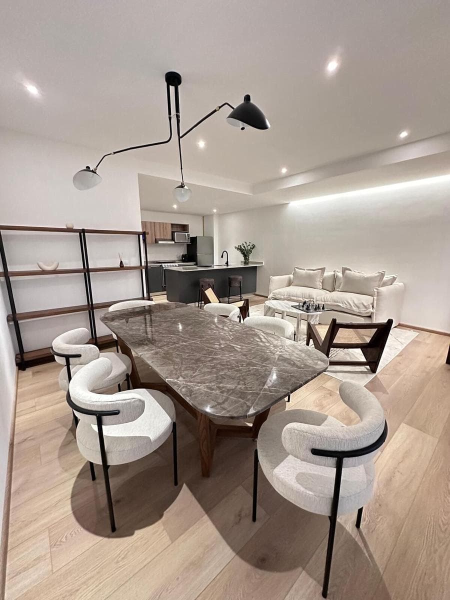 Apartment for sale on Adolfo Lopez Mateo Boulevard, Los Alpes.