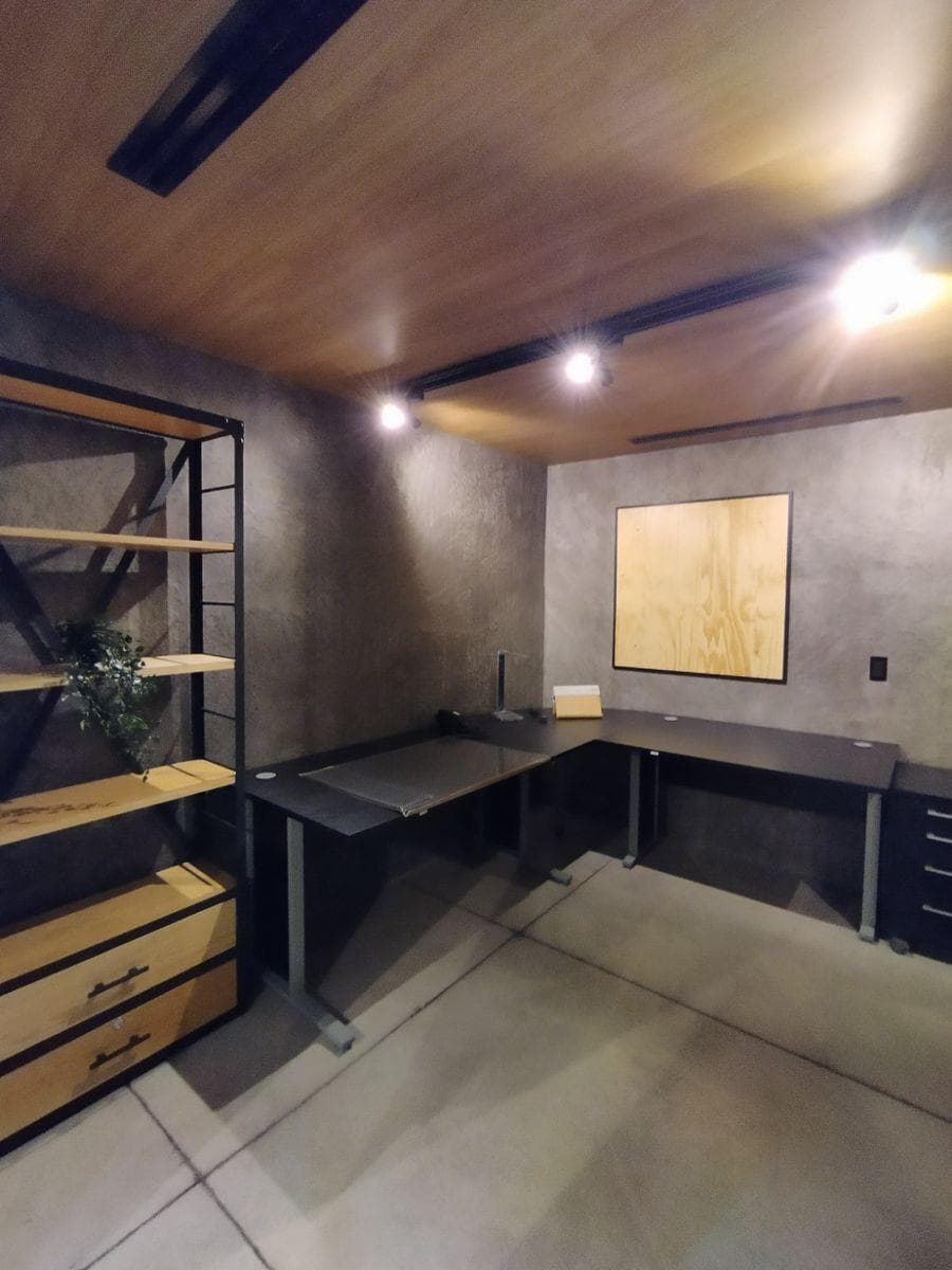 OFFICE SPACE FOR RENT ON PERIFÉRICO SUR.