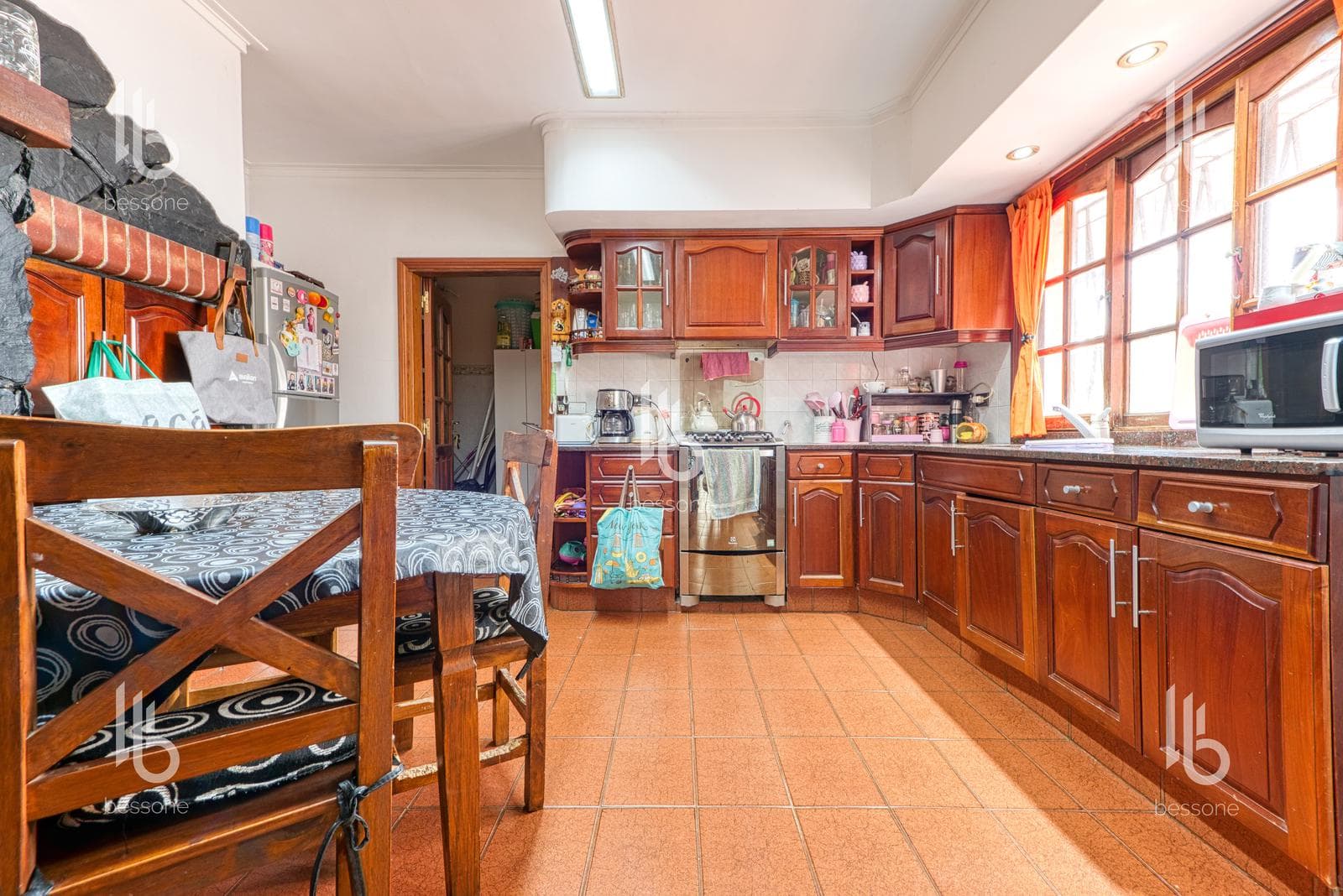 Casa 4 Ambientes con Parque