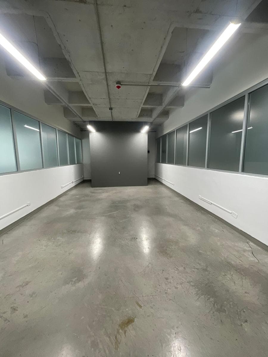 FULLY FURNISHED OFFICE FOR RENT