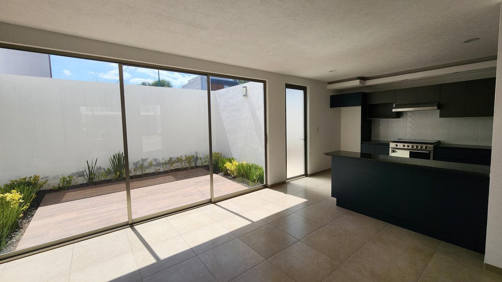 Casa en Venta en Cañadas Tres Marías Fraccionamiento privado con chanchas multideportivas