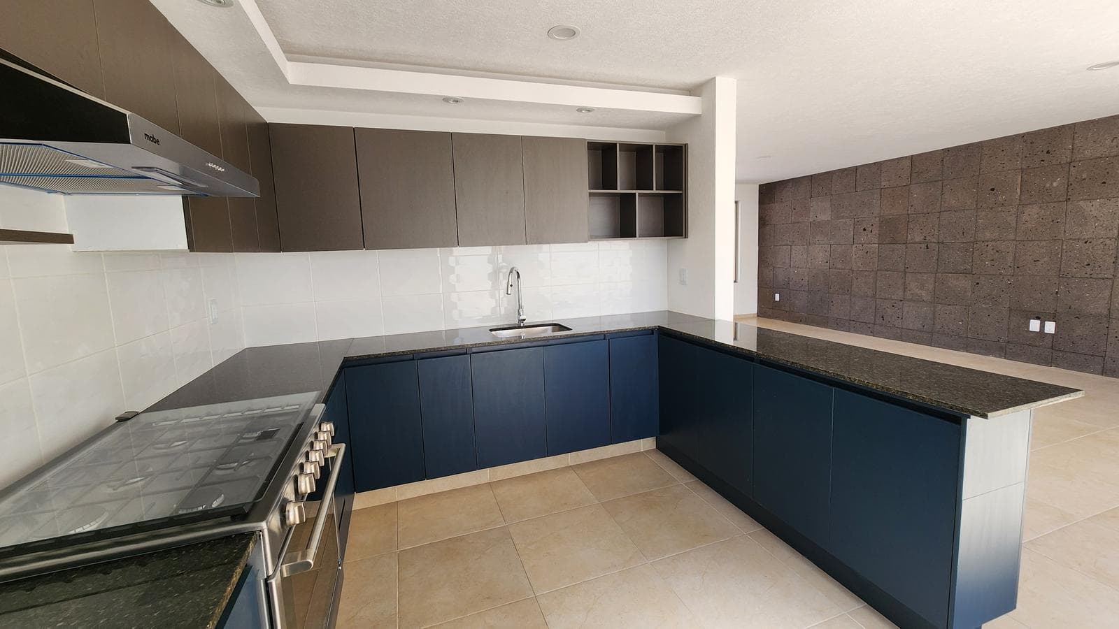 Casa en Venta en Cañadas Tres Marías Fraccionamiento privado con chanchas multideportivas