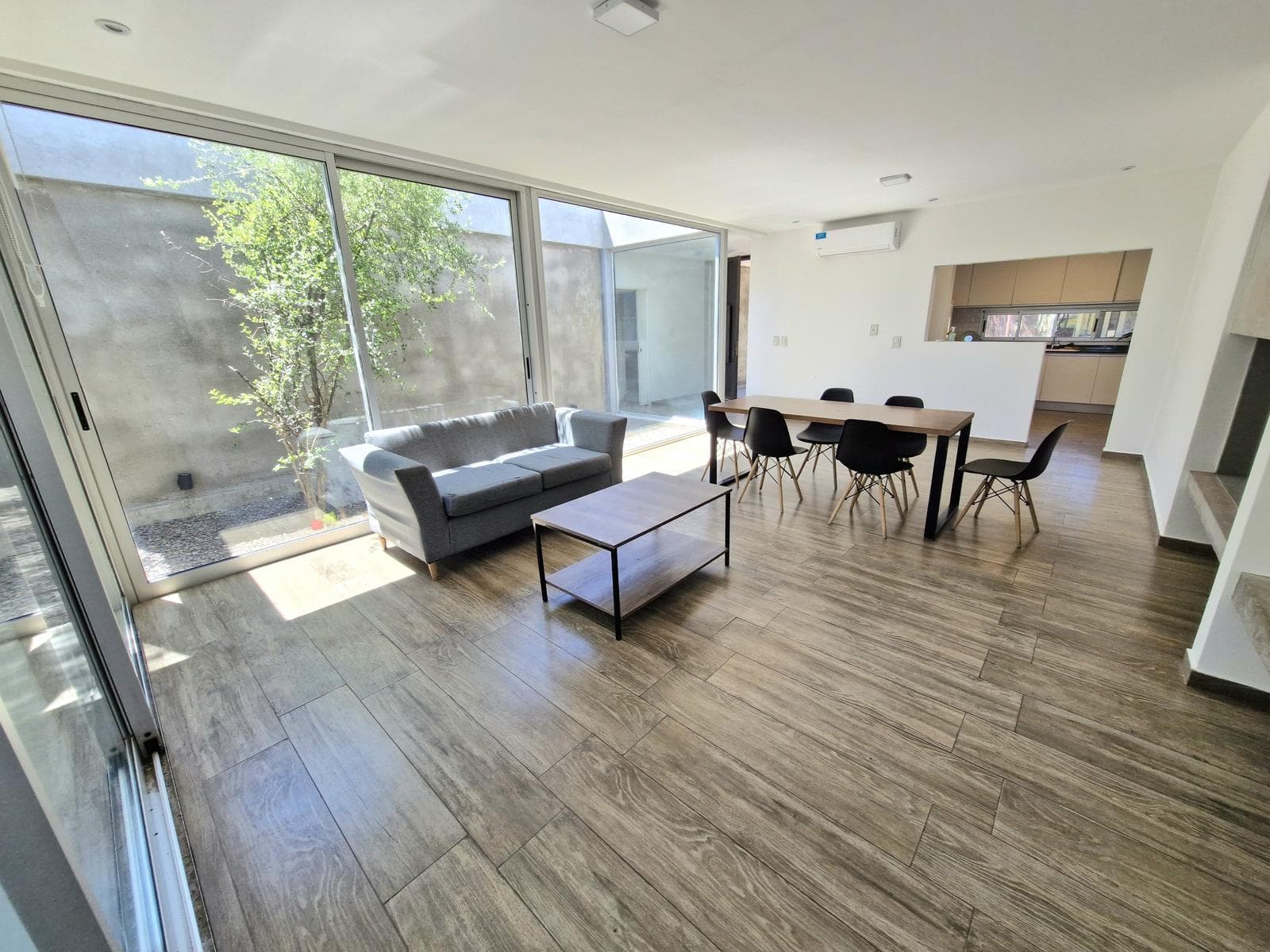 Valle del Golf - For Sale - 2-Bedroom House - 800 m² Lot - Pool