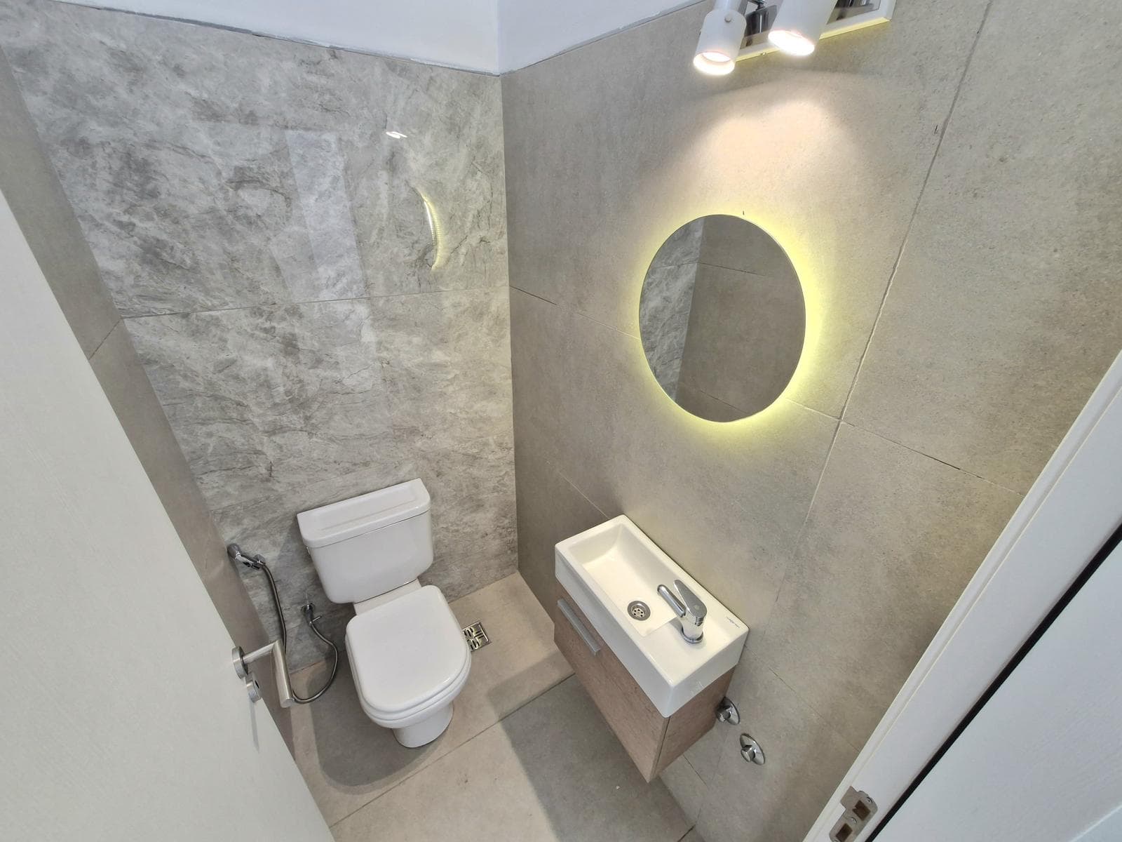 FOR SALE - 2-BEDROOM DUPLEX - ONE STORY - ALL UTILITIES INCLUDED