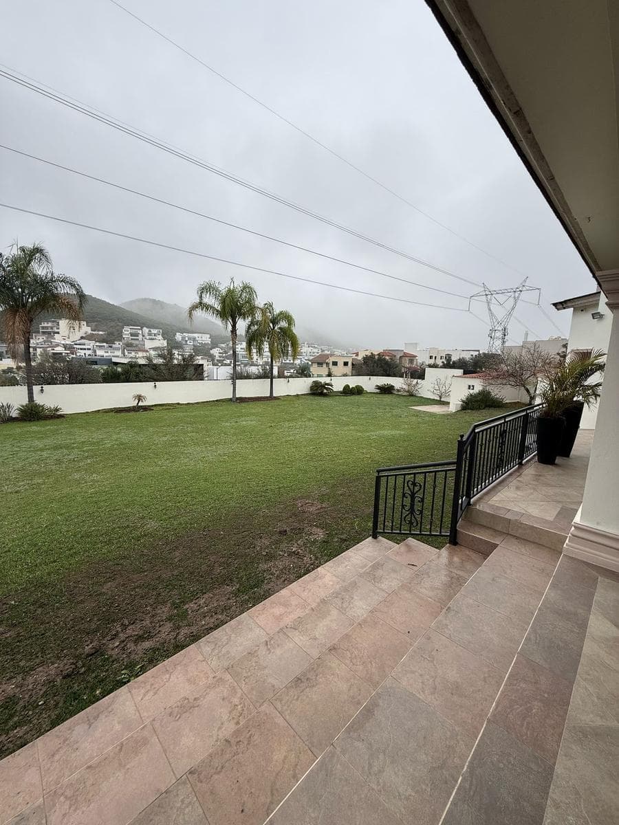 HOUSE FOR SALE IN BOSQUES DE VALLE ALTO, MONTERREY