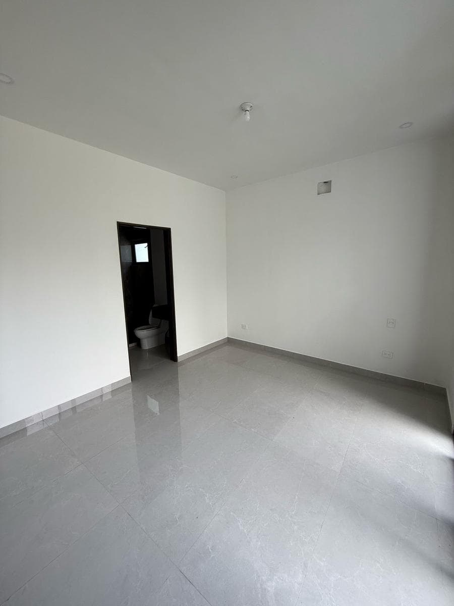 HOUSE FOR SALE IN AYSSO RESIDENCIAL, SANTIAGO, N.L.