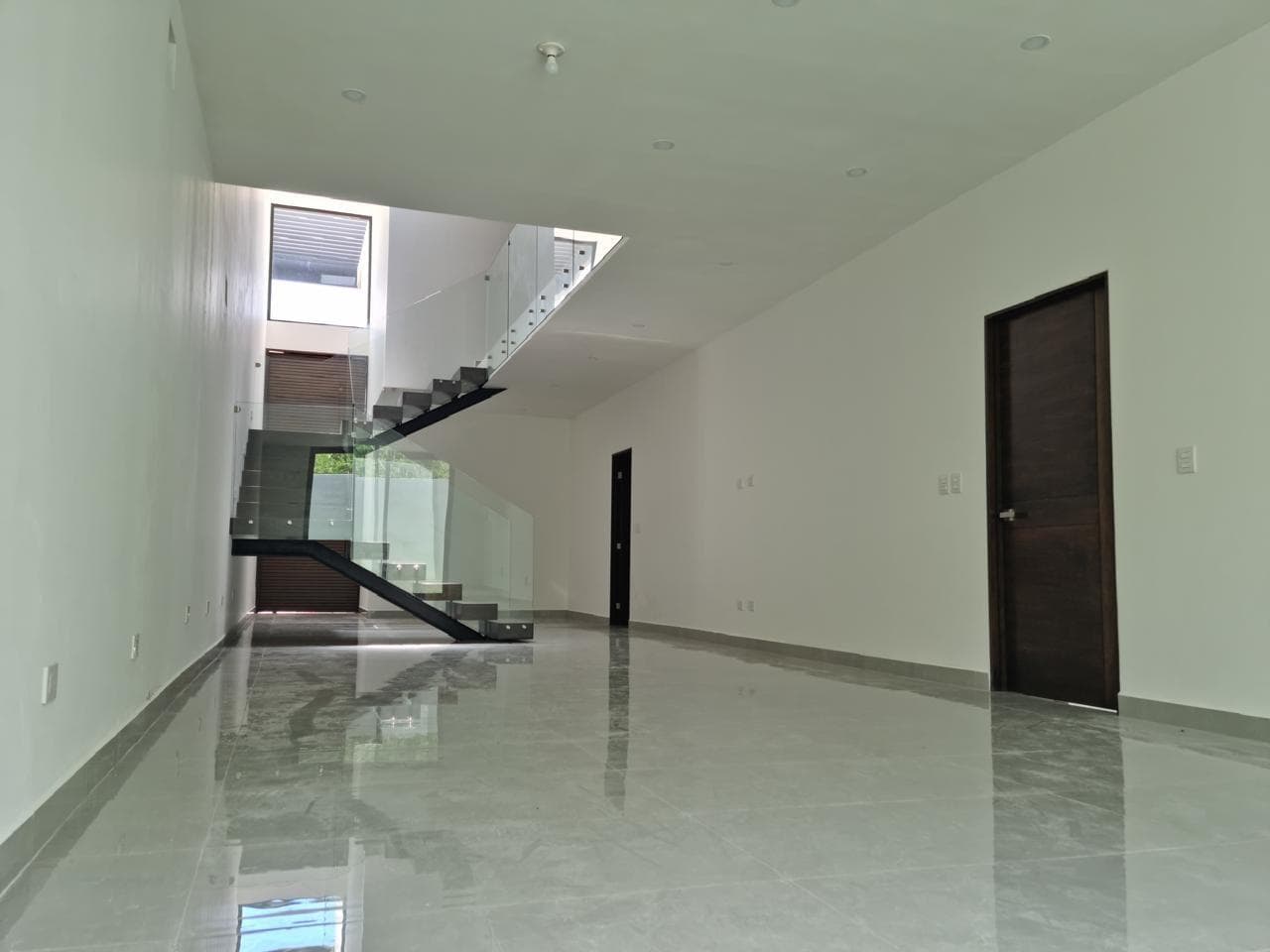 HOUSE FOR SALE IN AYSSO RESIDENCIAL, SANTIAGO, N.L.