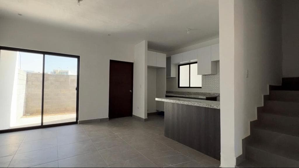 HOUSE FOR SALE IN THE VILLAS COLONIALES NEIGHBORHOOD IN APODACA, N.L.