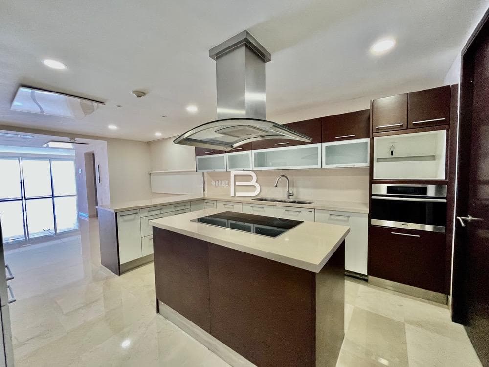 Apartment for Rent at Emerald Residential Tower