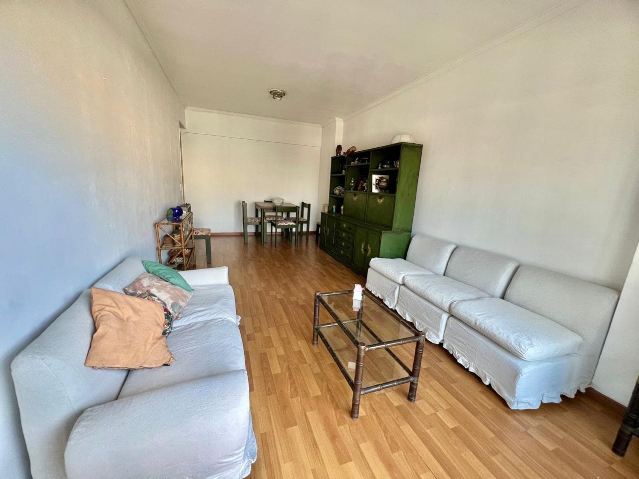 For Sale, Apartment, 3 Rooms, Balcony, Front-Facing, Laundry Room, Flowers