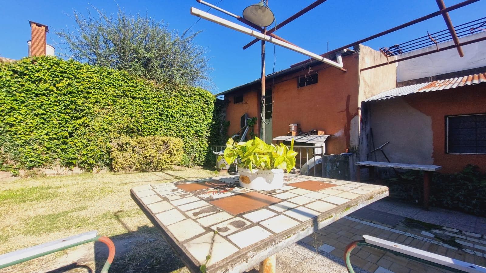 VENTA CASA 4 AMBIENTES . TEMPERLEY
