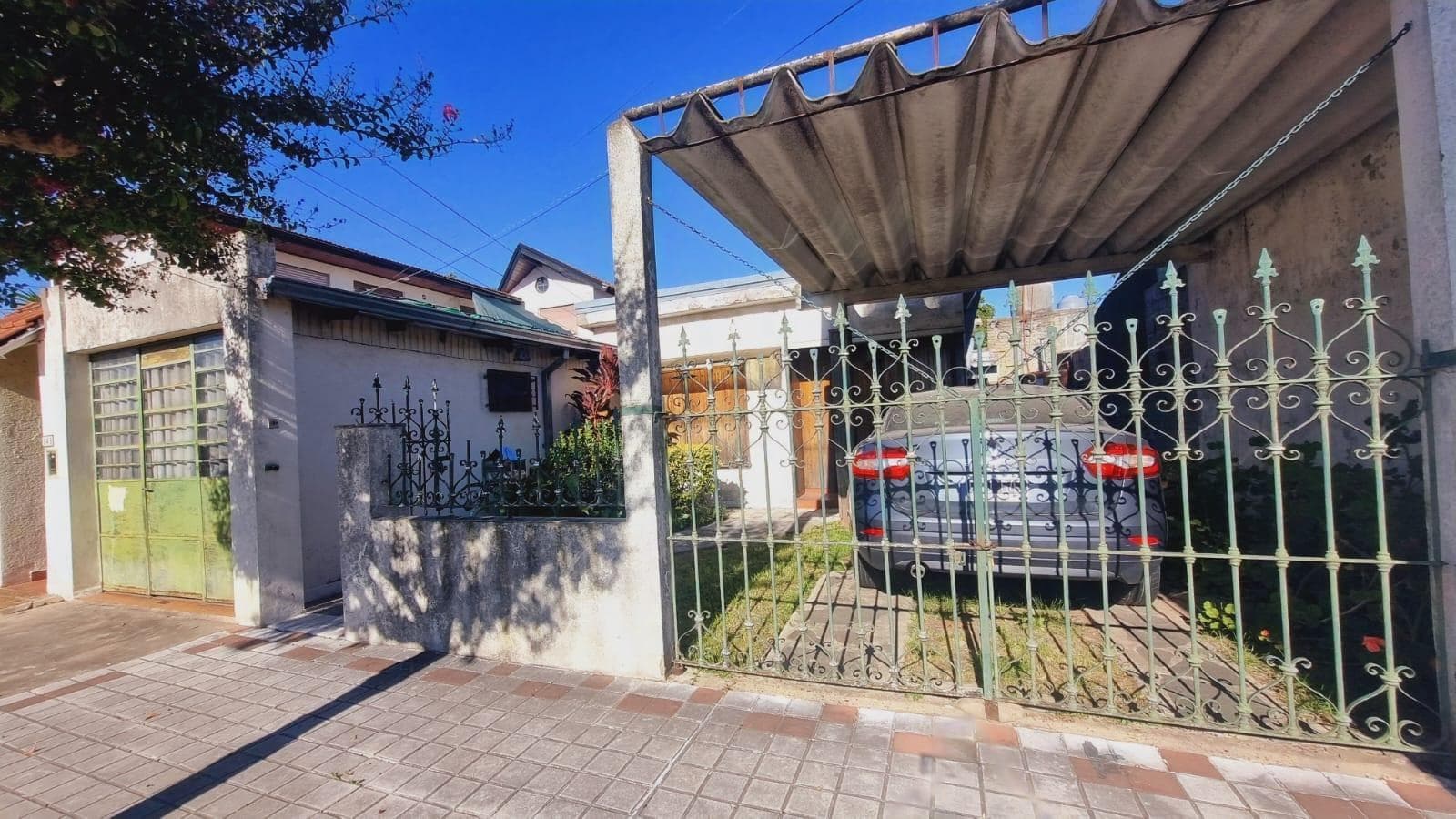 VENTA CASA 4 AMBIENTES . TEMPERLEY