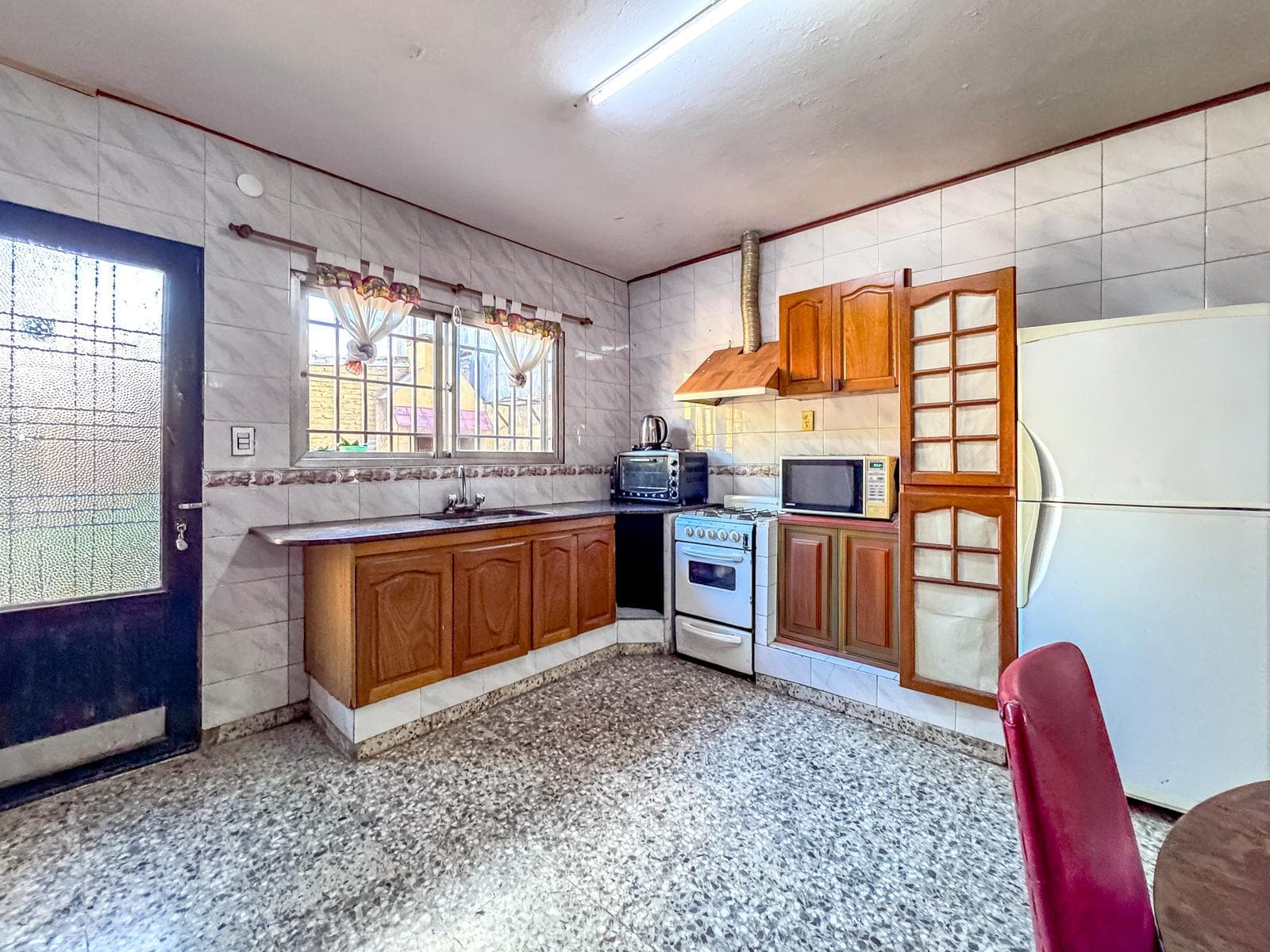 FOR SALE/TRADE - 4-bedroom house. Azcuénaga, Rosario.