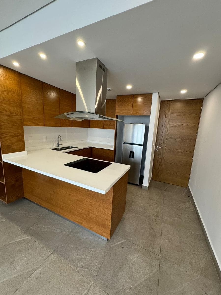 APARTMENT FOR SALE IN BOSQUES DE LA HUASTECA, TORRE LANKA