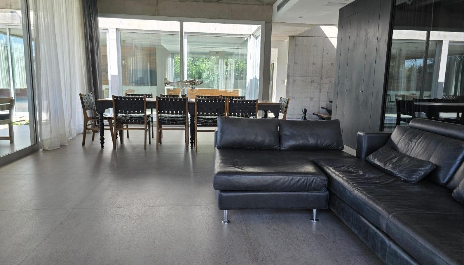 6-Bedroom House in El Golf, Nordelta - Tigre