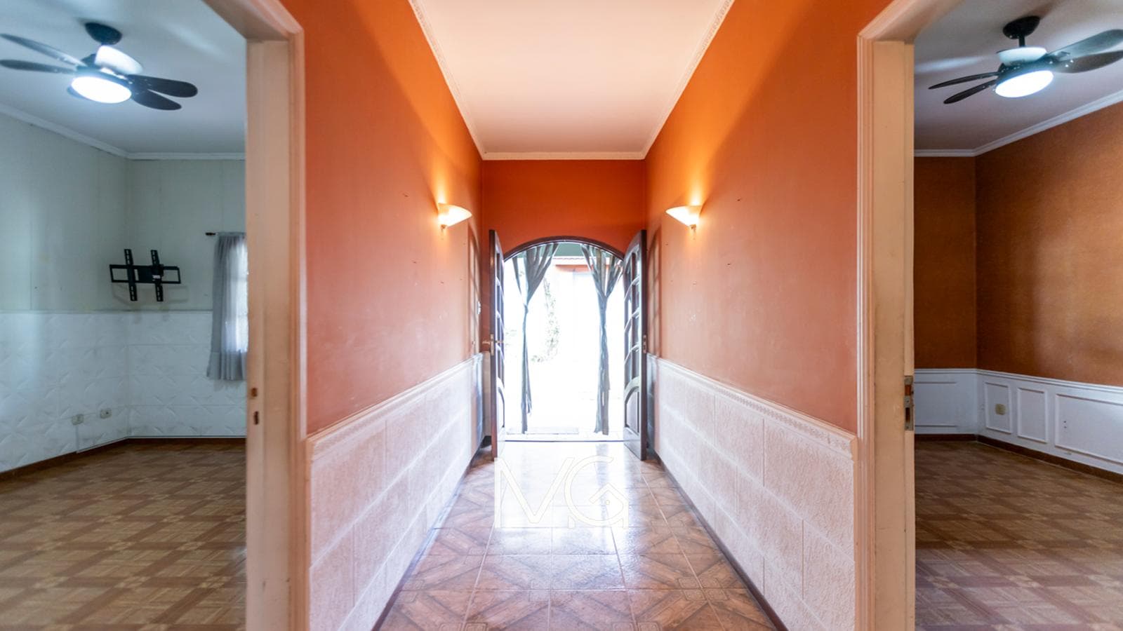 3-Room House for Sale with Garden in Adrogue—Excellent Opportunity