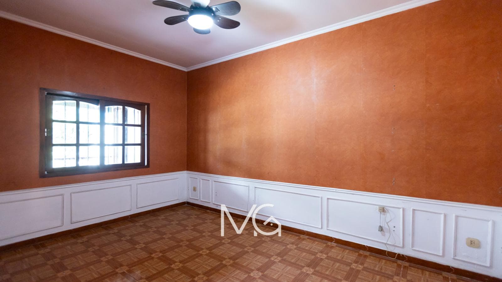 3-Room House for Sale with Garden in Adrogue—Excellent Opportunity