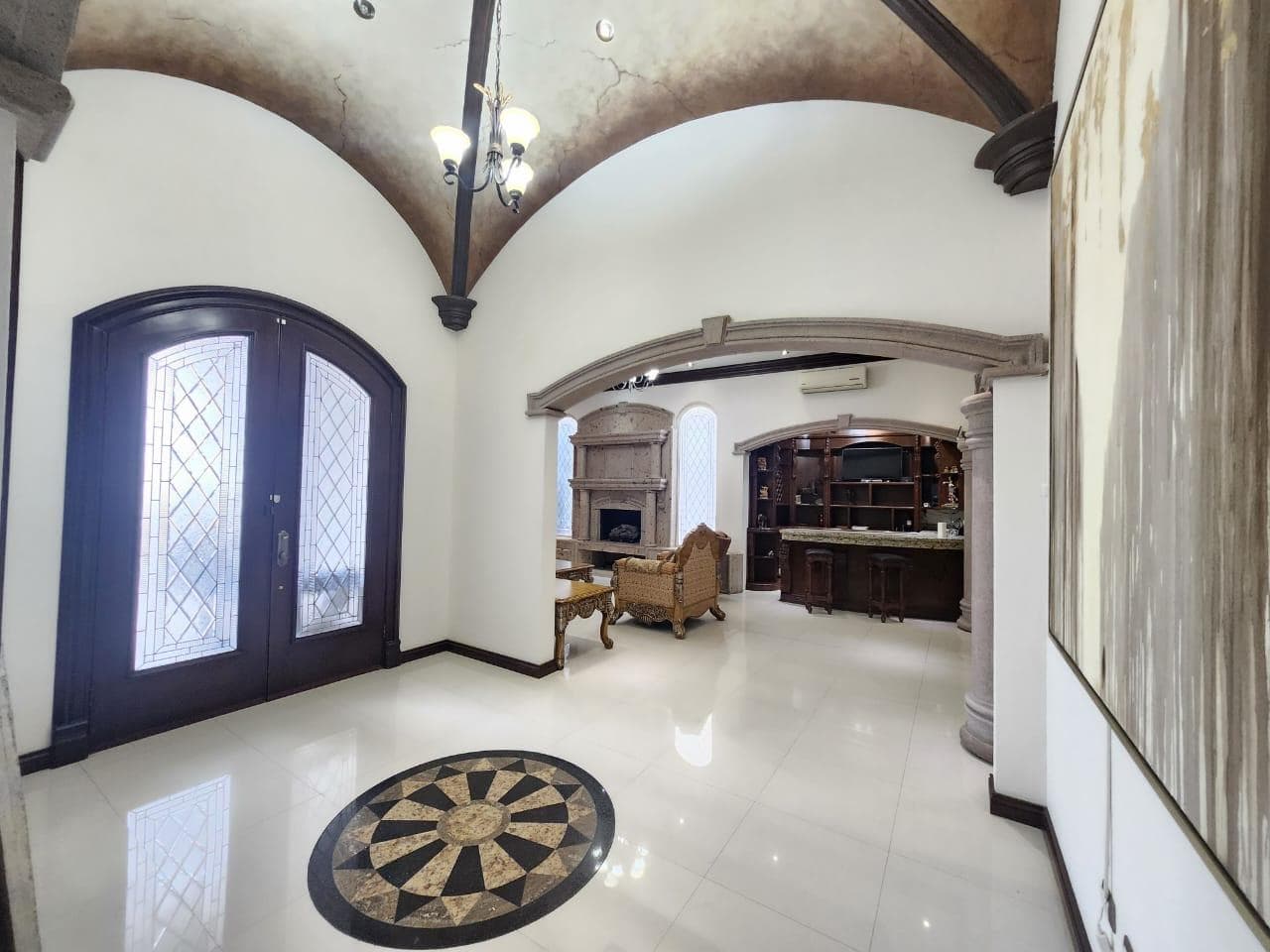 Casa Renta Amueblada en Residencial Versalles