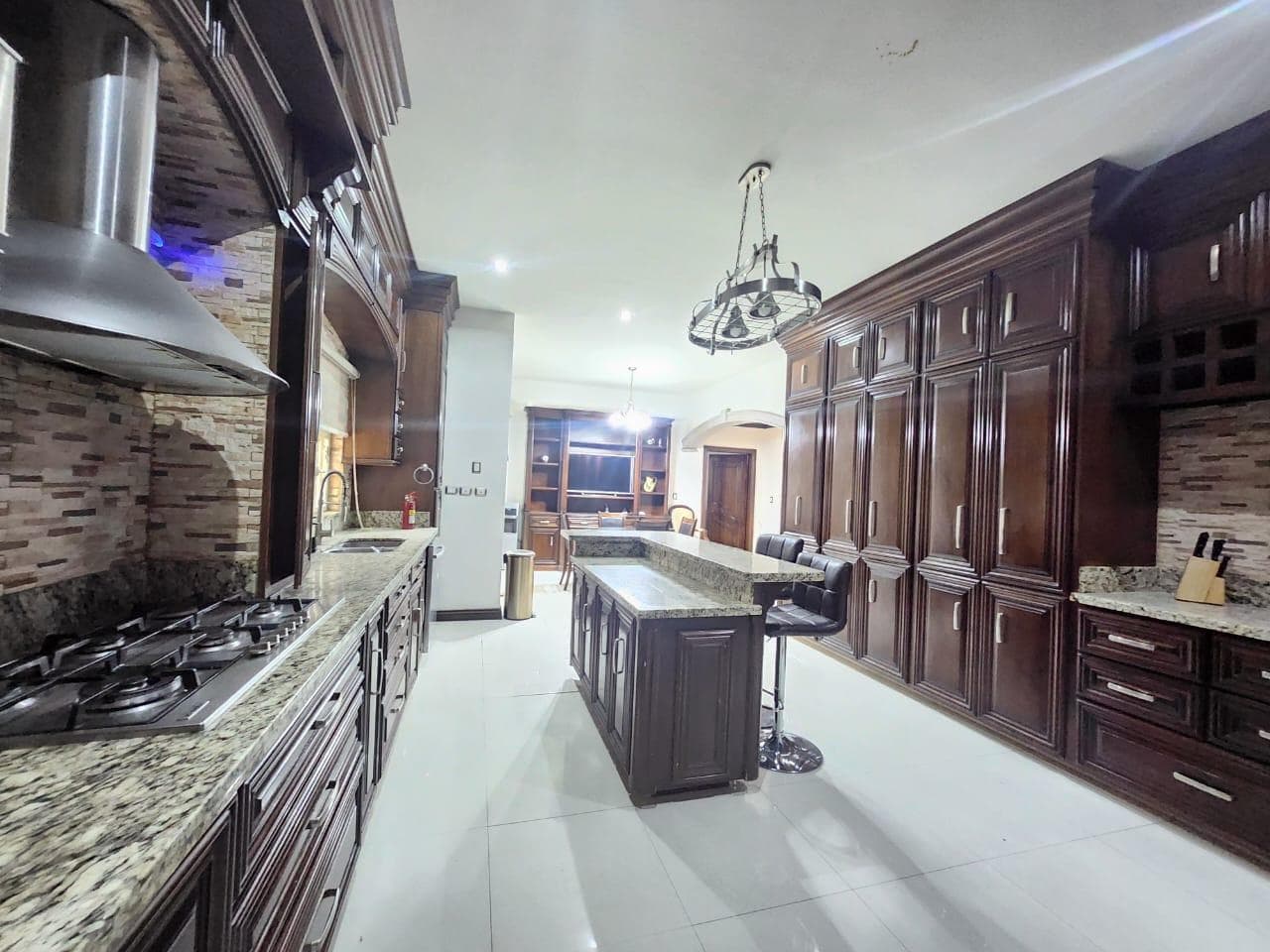 Casa Renta Amueblada en Residencial Versalles