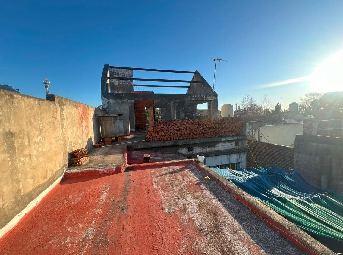 4-Bedroom House for Sale with Park in Adrogue