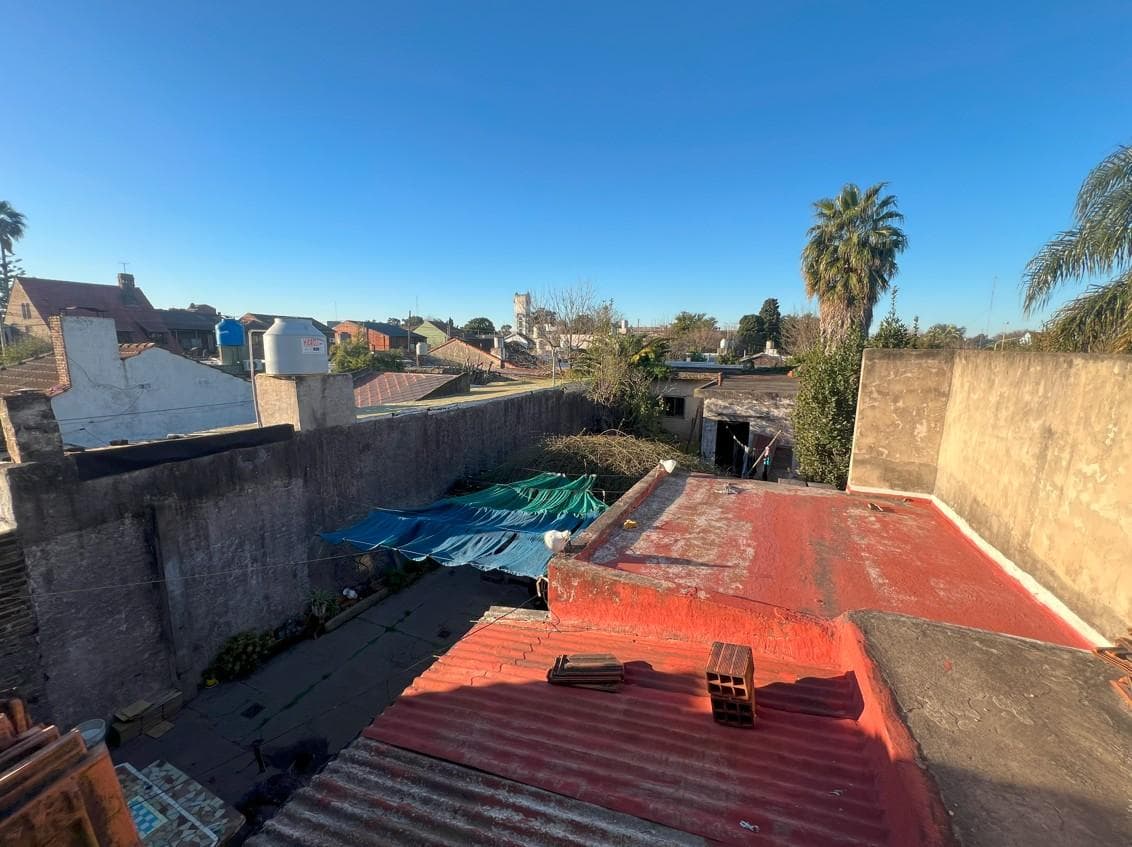 4-Bedroom House for Sale with Park in Adrogue