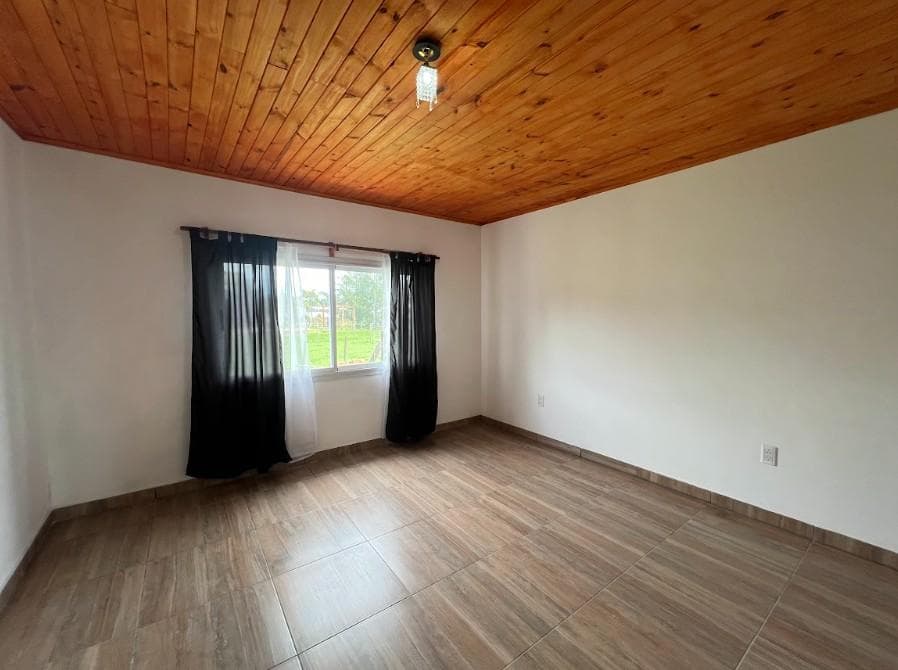 4-Bedroom House for Sale in Domselaar Chico