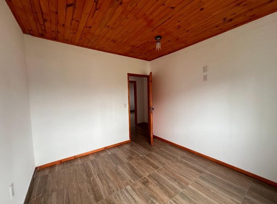 4-Bedroom House for Sale in Domselaar Chico