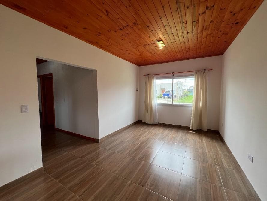 4-Bedroom House for Sale in Domselaar Chico