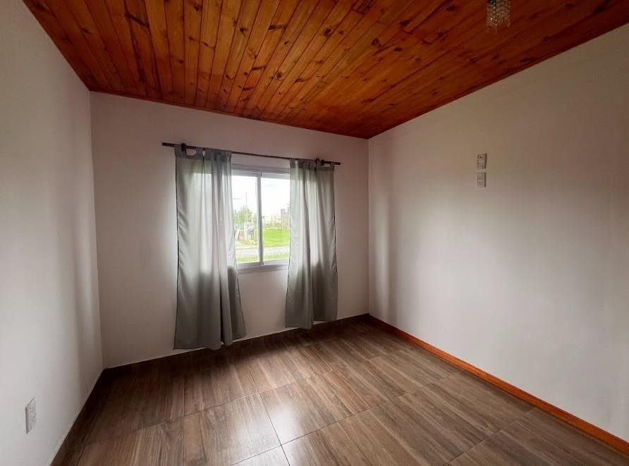 4-Bedroom House for Sale in Domselaar Chico