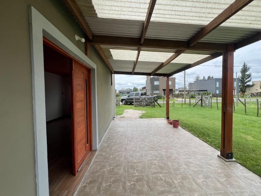 4-Bedroom House for Sale in Domselaar Chico