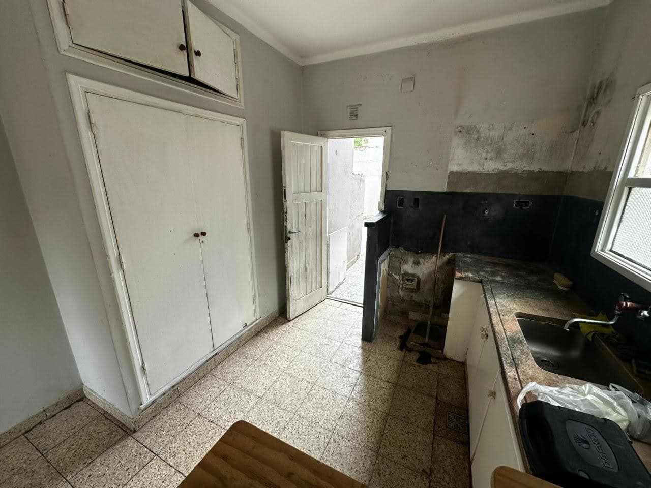 Casa en a Reciclar en Constitucion