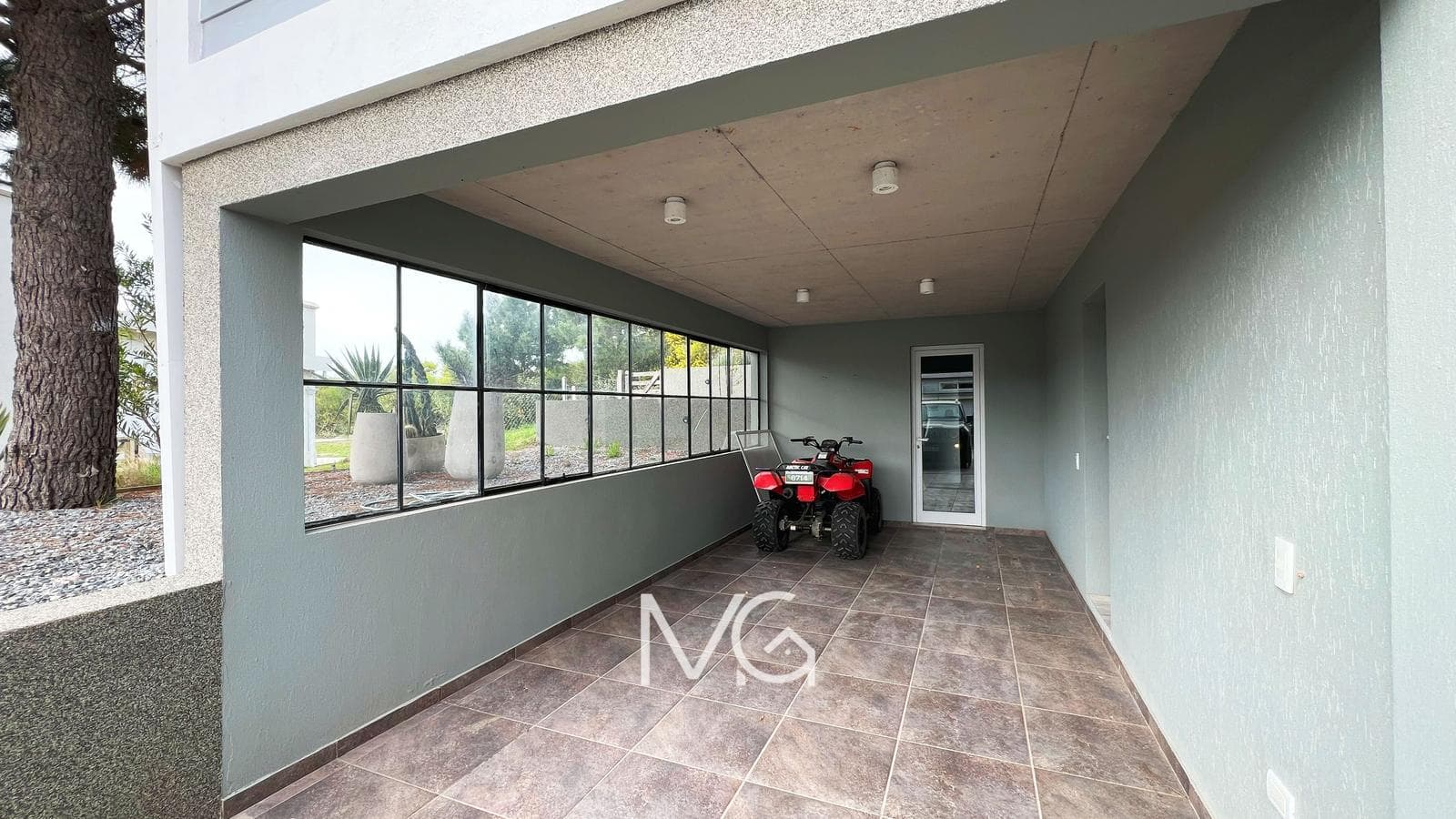 6-Room House for Sale in Costa Esmeralda