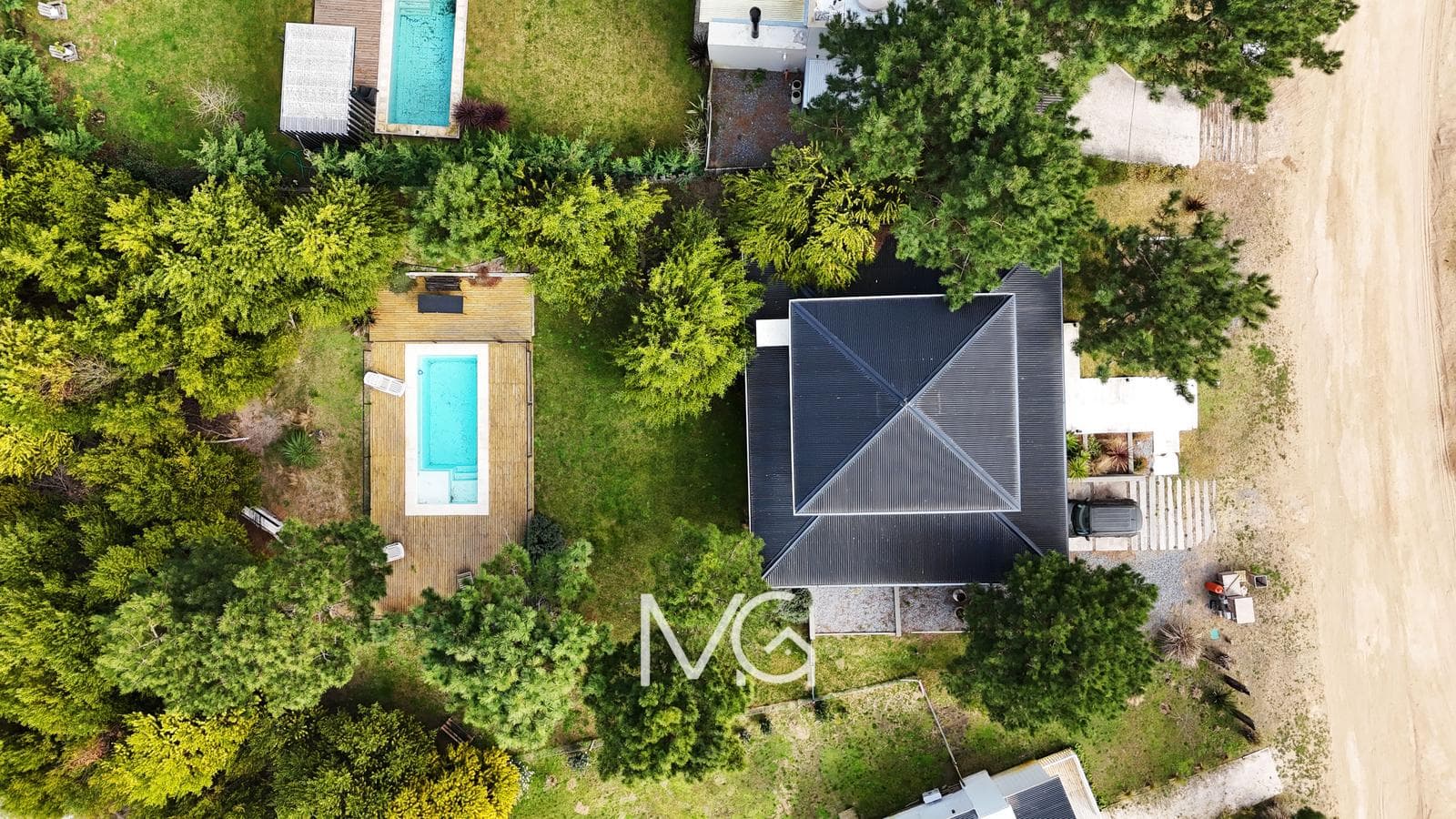 6-Room House for Sale in Costa Esmeralda