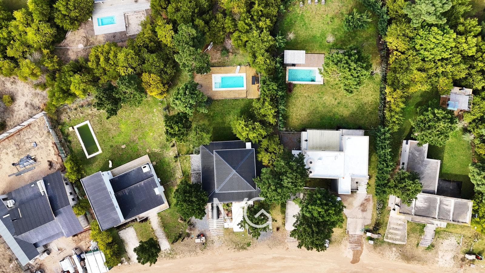 6-Room House for Sale in Costa Esmeralda