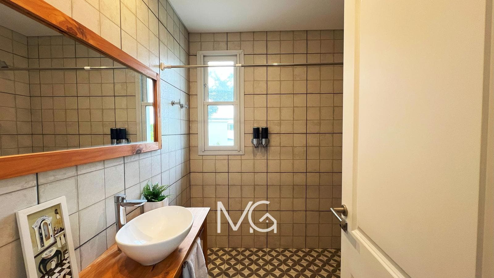 6-Room House for Sale in Costa Esmeralda