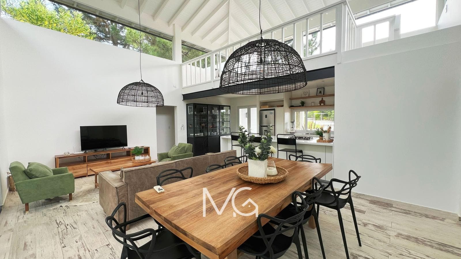 6-Room House for Sale in Costa Esmeralda