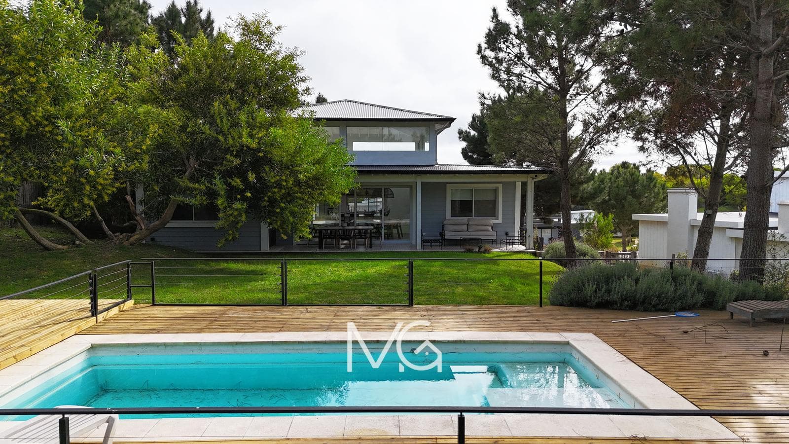 6-Room House for Sale in Costa Esmeralda
