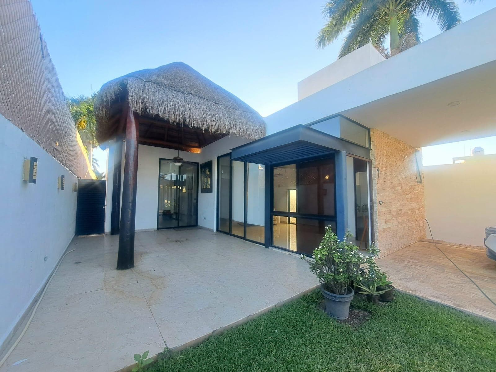 Single-Story House for Sale in San Antonio Cinta, Mérida, Yucatán