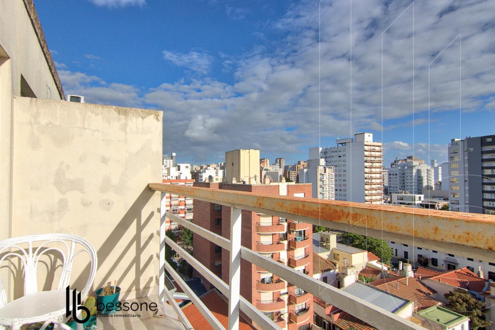 Departamento 1 Ambiente Amplio Moderno Cochera La Perla Cerca del Mar