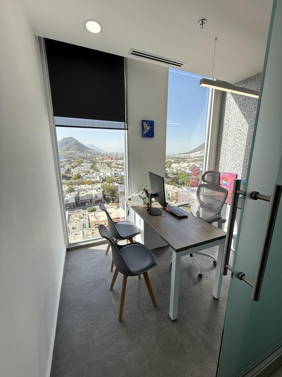 OFFICE FOR RENT ON THE NATIONAL HIGHWAY