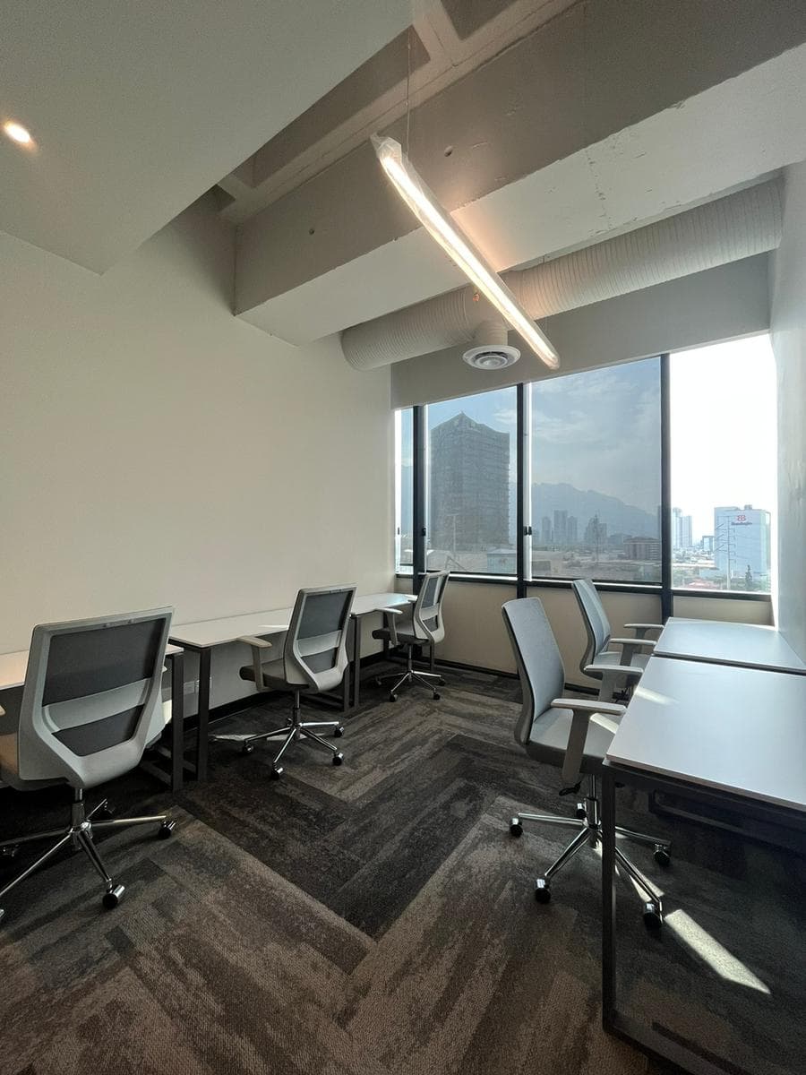 FULLY EQUIPPED OFFICE FOR RENT