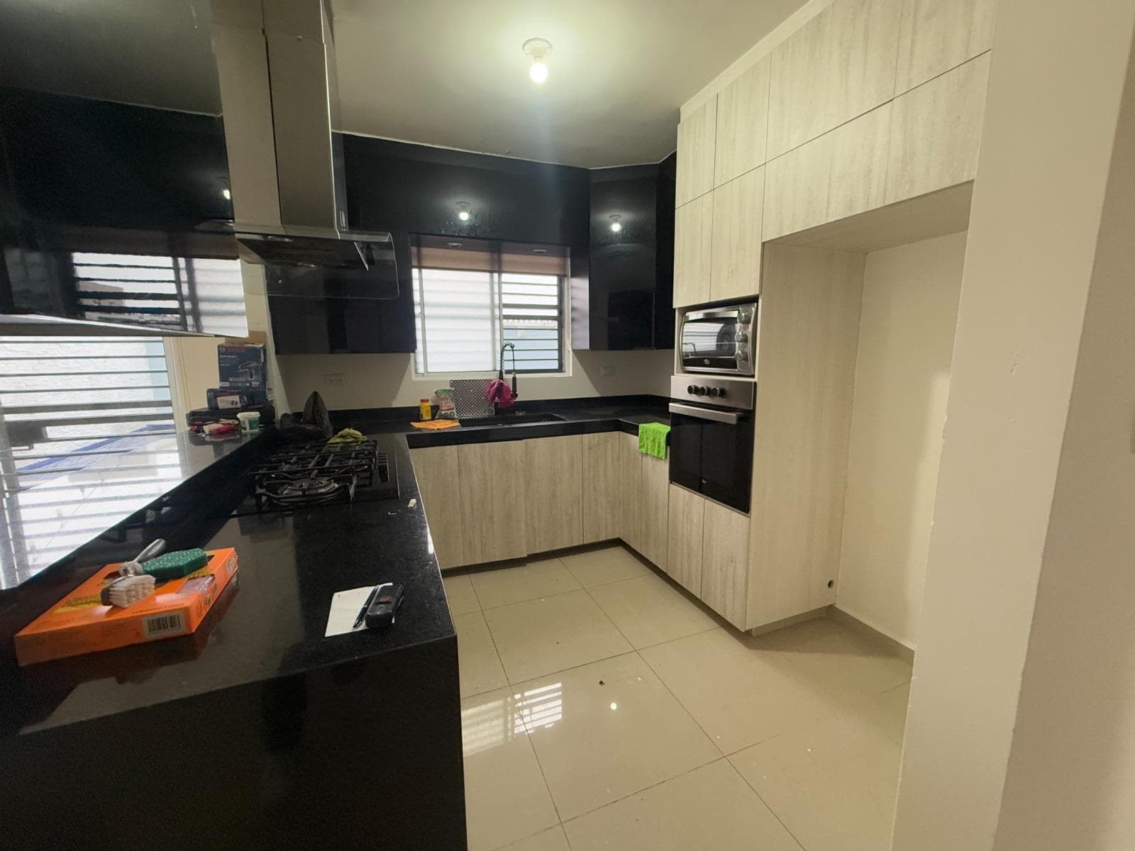 HOUSE FOR SALE IN CUMBRES