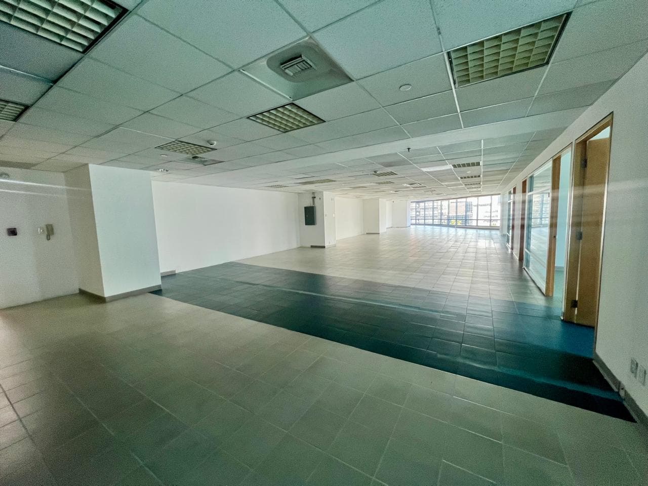 Office for Rent on Paseo de la Reforma