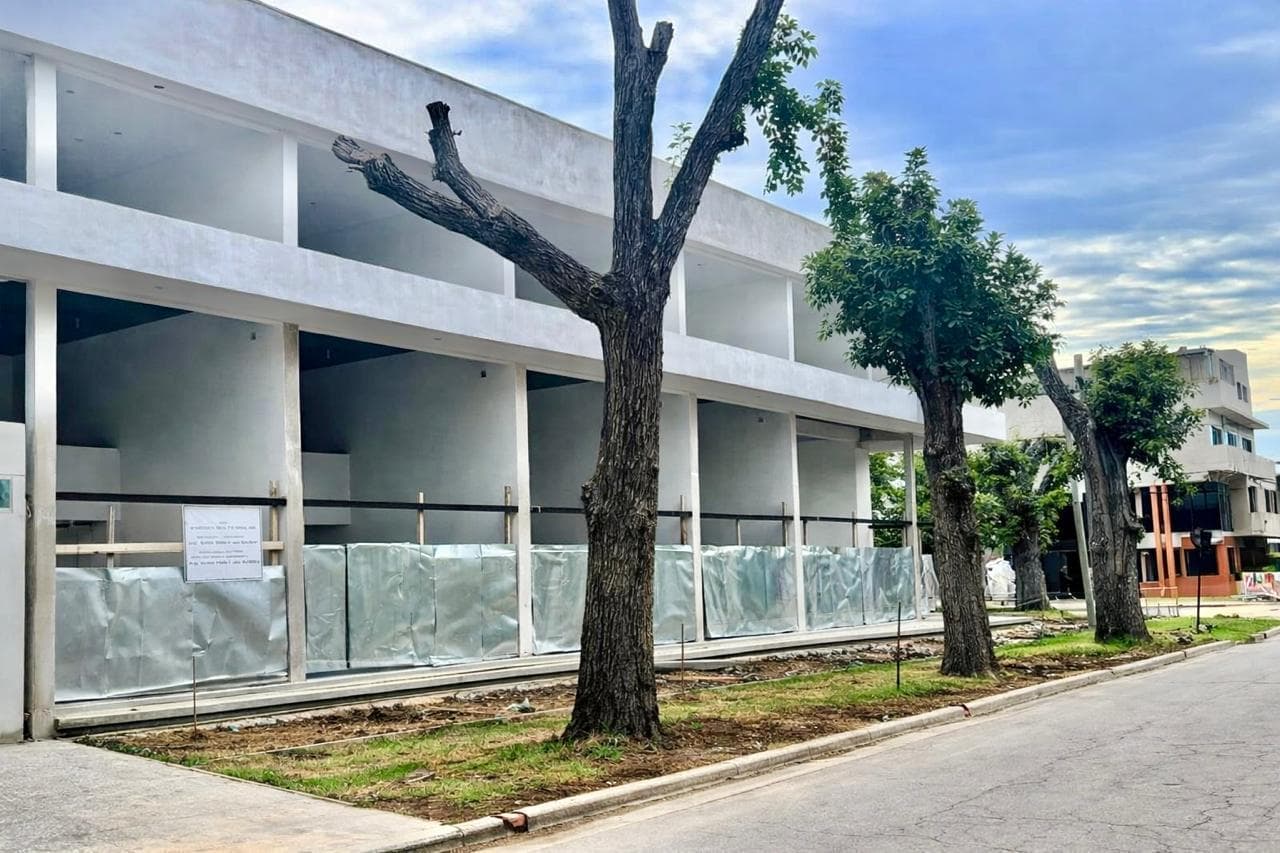 Office for sale at 474 at the corner of 14th Street, City Bell. Paseo Pellegrini. Last units available