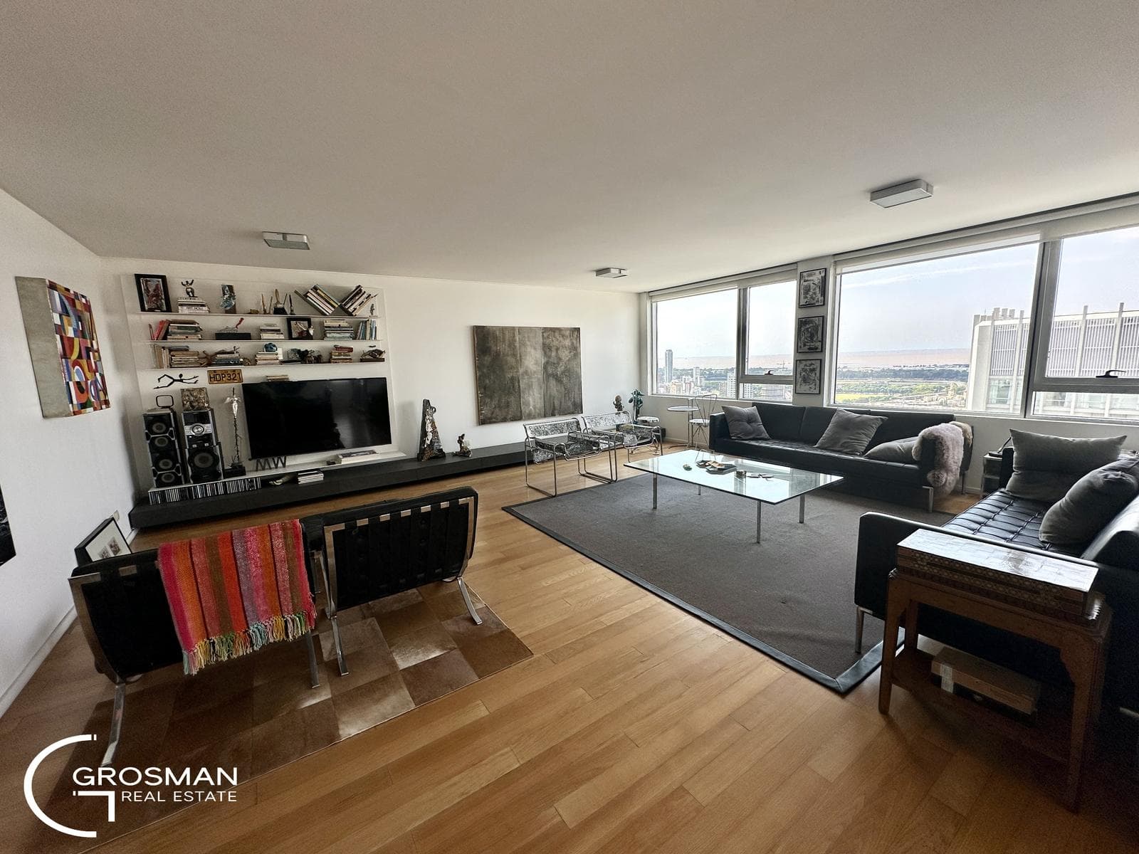 For Sale—4-Bedroom—Exclusive Apartment—Mirabilia Tower—2 Parking Spaces and Storage Unit—Palermo