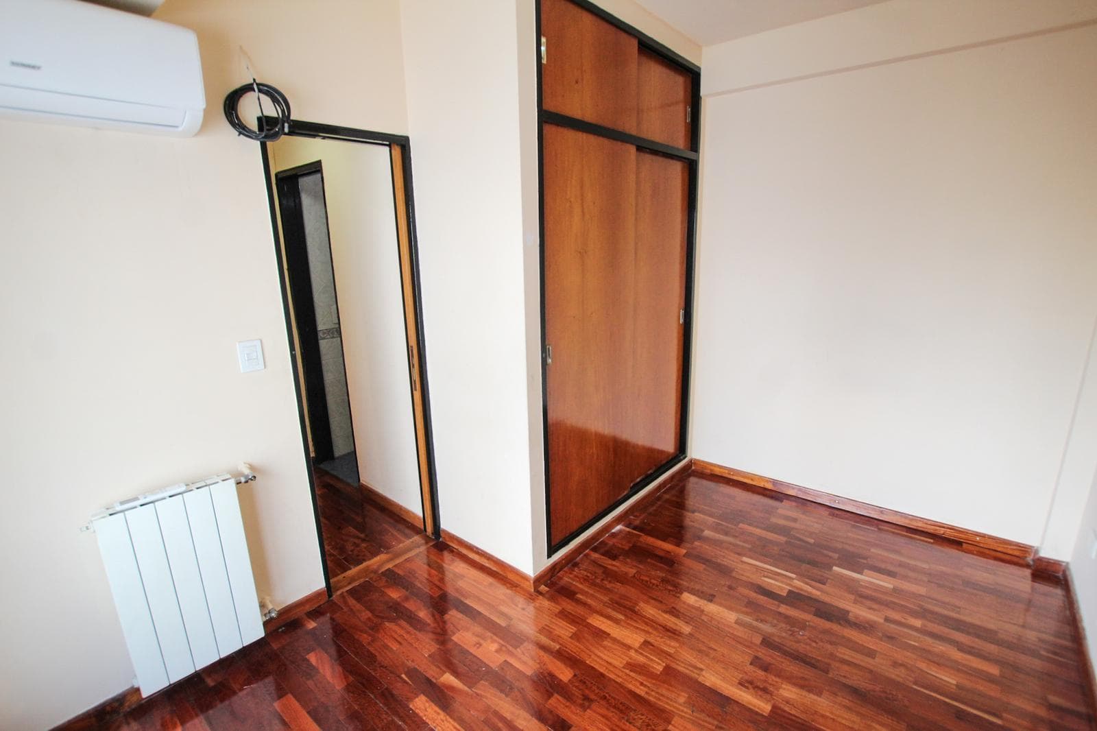 3-room, two-story apartment with a garage in Belgrano—super bright!!