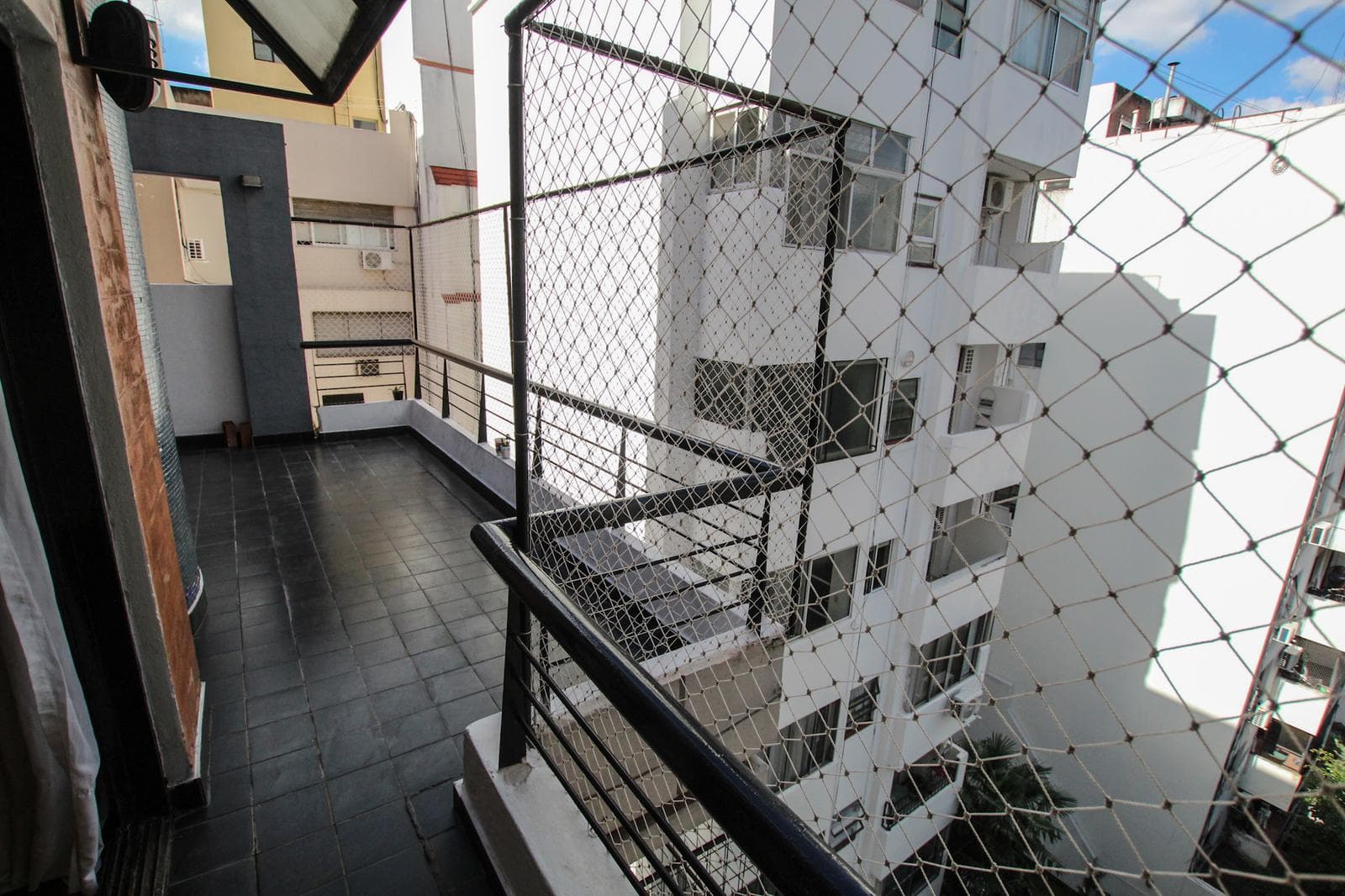 3-room, two-story apartment with a garage in Belgrano—super bright!!