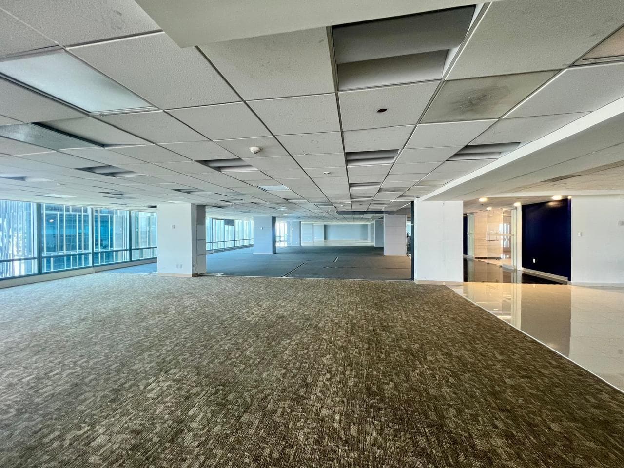 Office for Rent on Paseo de la Reforma Avenue